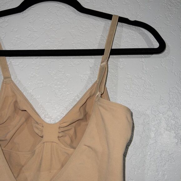 New Skims Mica Beige Seamless Sculpt Thong Bodysuit Size Large / XL - Picture 7 of 8